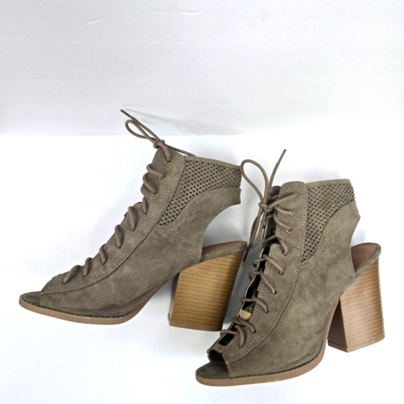 ALTAR'D STATE Lace Up Peep Toe Block Heel Taupe Womens Size 8 - Picture 4 of 13